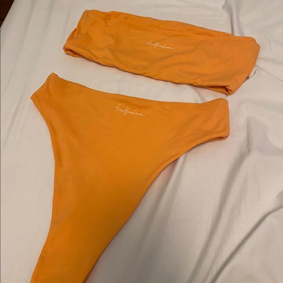 SOLD - 437 Negroni Aubrey Set - Picture 4 of 7